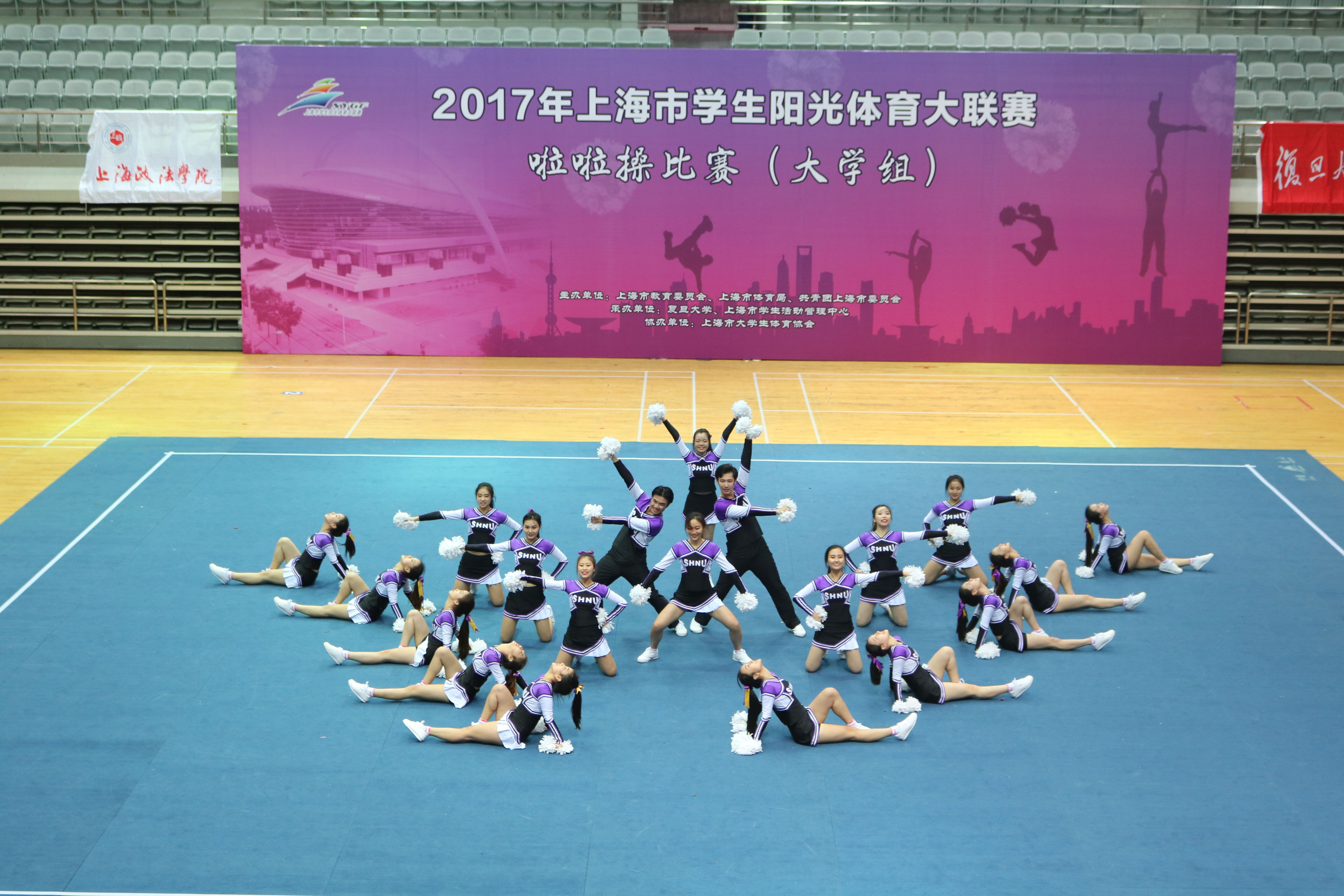 我校健美操队上海市阳光联赛学生大体育啦啦操比赛再法斗牛怎么喂养图片